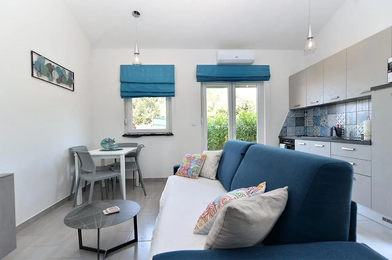 Villa House Peroj 2195